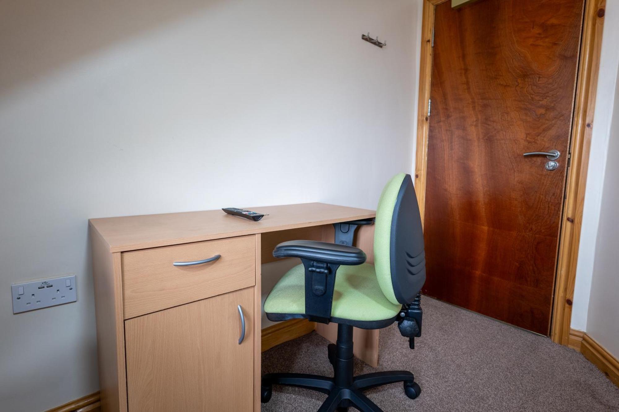 Private Rooms With Private Bathrooms In Selly Oak Birmingham Exterior photo