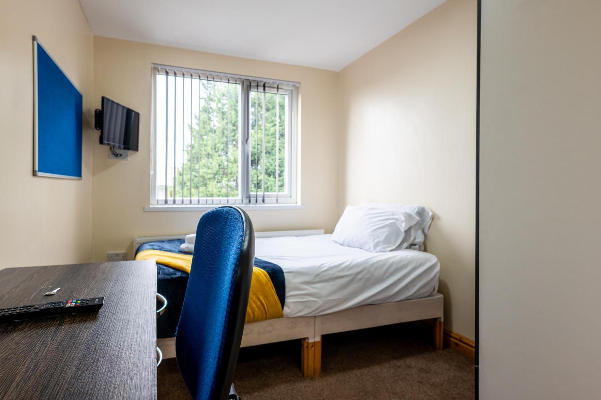 Private Rooms With Private Bathrooms In Selly Oak Birmingham Exterior photo